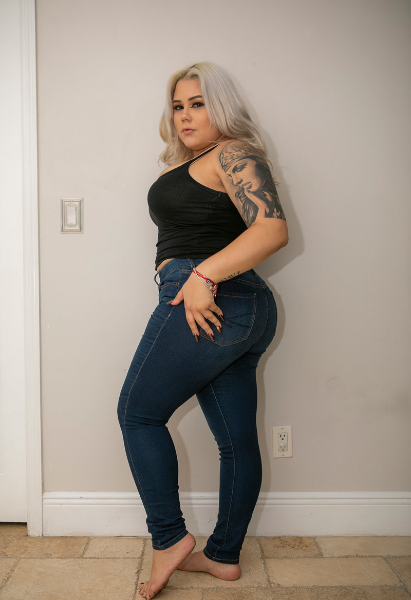 Дусенька, 22 года, 5 размер груди